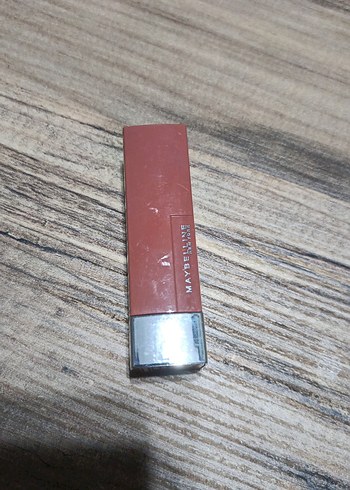 Maybelline Parlak Ruj