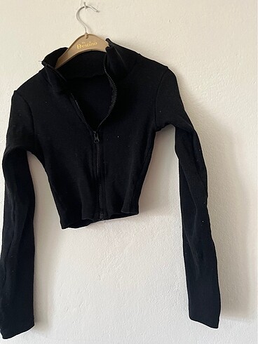 Siyah sportif crop