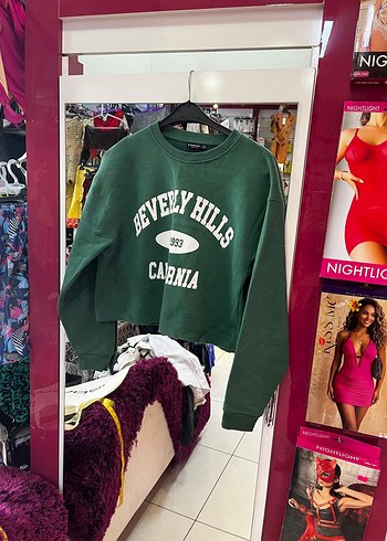 Stradivarius Beverly Hills 1993 Yesil Crop Sweatshirt