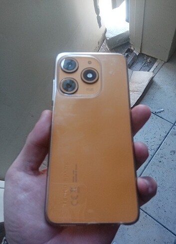 Ter temiz nokta hatasız telefon 2 aylık sıfır ayarında 