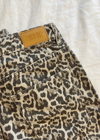 36 Beden kahverengi Renk Stradivarius Leoparlı Jean