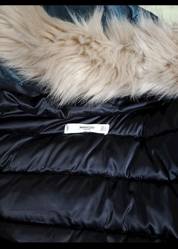 MANGO Kürklü Kapüşonlu Uzun Şişme Mont
Anorak - Görsel 9