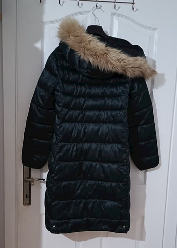 MANGO Kürklü Kapüşonlu Kapitoneli Uzun Şişme Anorak Mont - Görsel 13