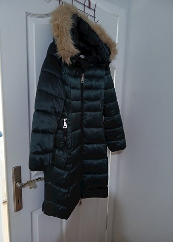 MANGO Kürklü Kapüşonlu Uzun Şişme Mont - Görsel 11