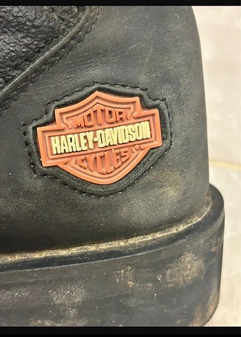 Harley-Davidson kadın bot