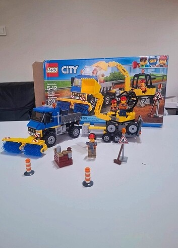 Beden Renk Lego Süpürücü ve Excavator 60152 Eksiksiz