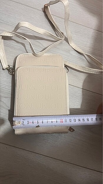 Diğer Benetton model çanta