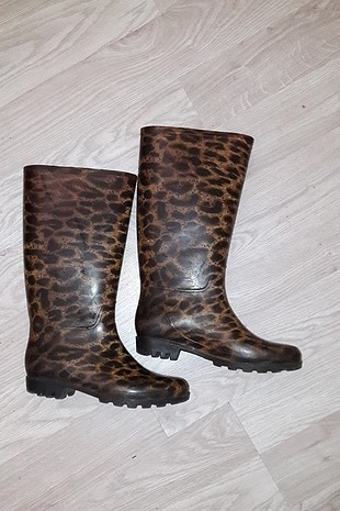 leopar desen yagmur cizmesi