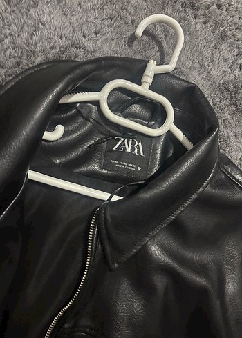 xl Beden siyah Renk Zara deri bomber ceket