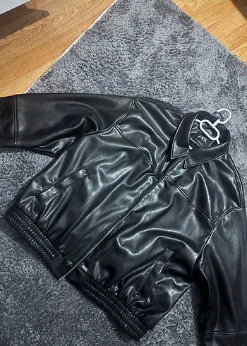 xl Beden Zara deri bomber ceket