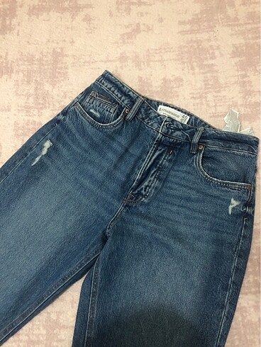 Stradivarius mom jean