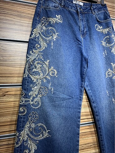 46 Beden mavi Renk Jean pantolon
