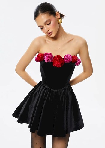 New Arrivals Çiçek Detaylı Straplez Mini Elbise