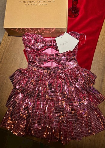 New Arrivals Lunara Pullu Mini Straplez Elbisesi - Görsel 3