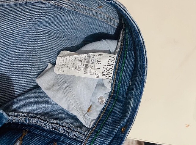 32 Beden Yırtmaçlı kot pantolon