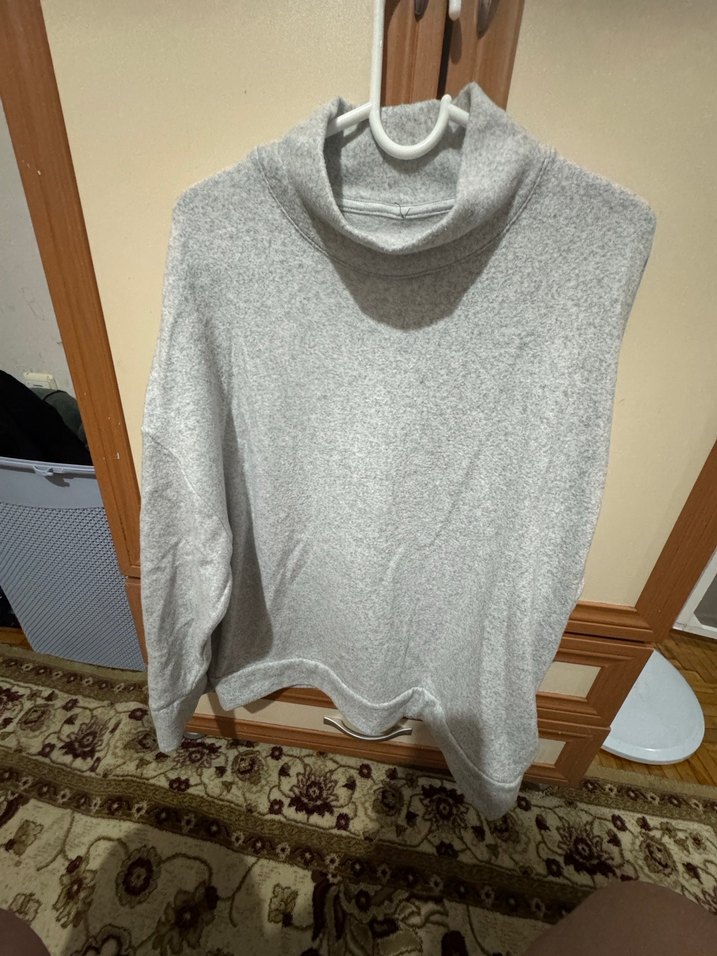 Gri Boğazlı Kadın Triko Kazak - Görsel 3