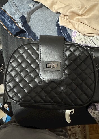 Kadın Çok Renkli Yılan Desenli Fermuarlı Çanta - Görsel 3