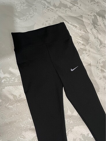 m Beden Nike Crop tayt takım