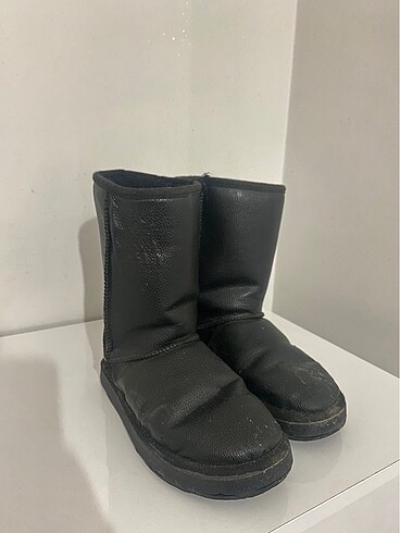 Diğer Bot Ugg