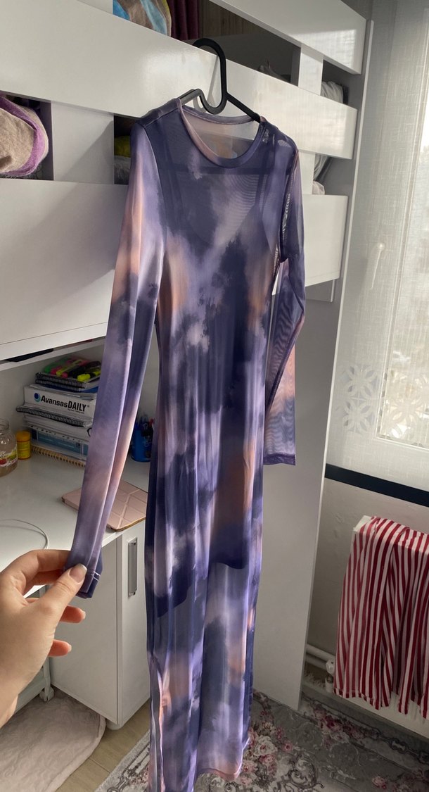 Uzun Koyu Mor Transparan Bağlama Desenli Elbise - Görsel 2