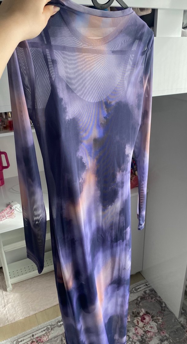 Uzun Koyu Mor Transparan Bağlama Desenli Elbise - Görsel 4