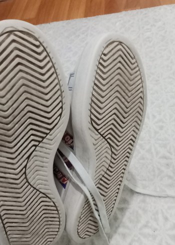 Renkli Detaylı Beyaz Kadın Spor Ayakkabı - Görsel 3