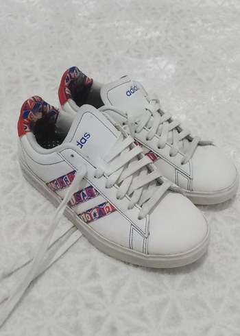 Renkli Detaylı Beyaz Kadın Spor Ayakkabı - Görsel 6