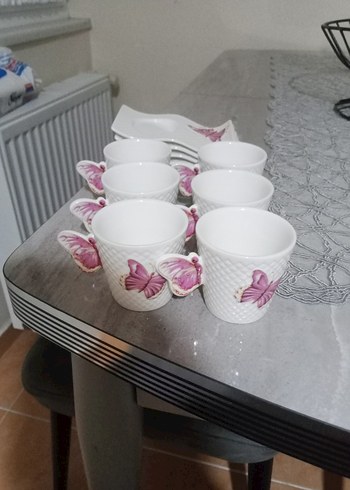 Kelebek Desenli Beyaz Fincan Seti - Görsel 4