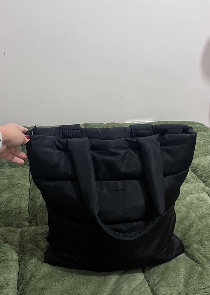 Stradivarius kapitone çanta - Görsel 2