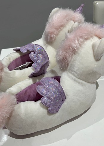 Kızlar için Beyaz Peluş Unicorn Ev Terliği - Görsel 5