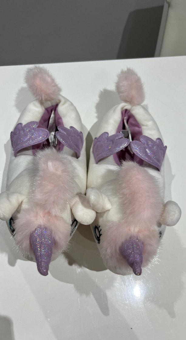 Kızlar için Beyaz Peluş Unicorn Ev Terliği - Görsel 3