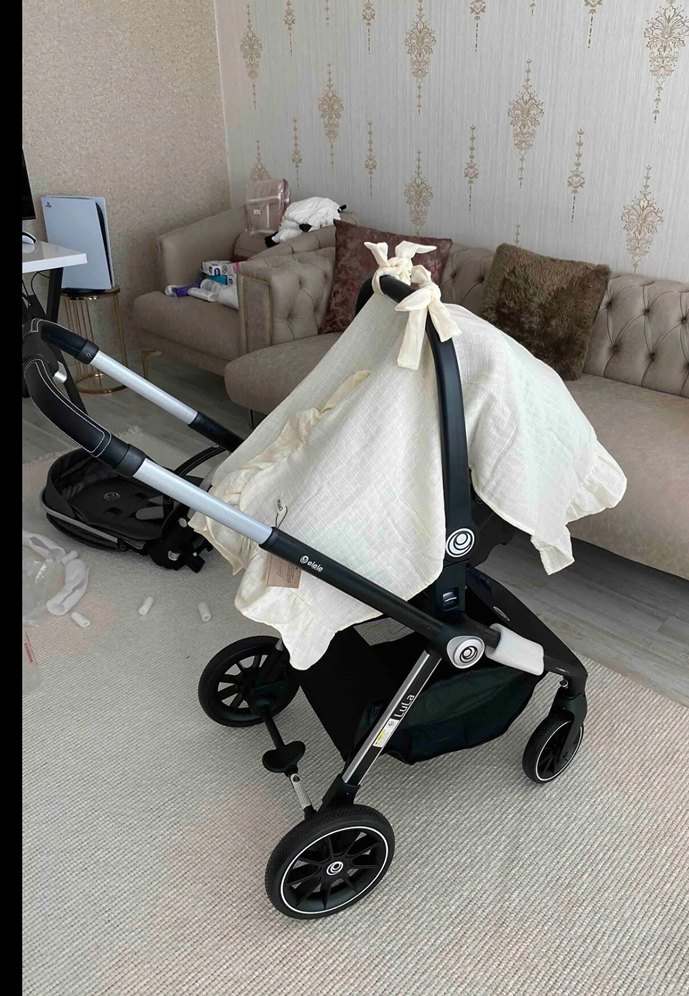 Fiyonklu Beyaz Bebek Örtüsü - Görsel 2