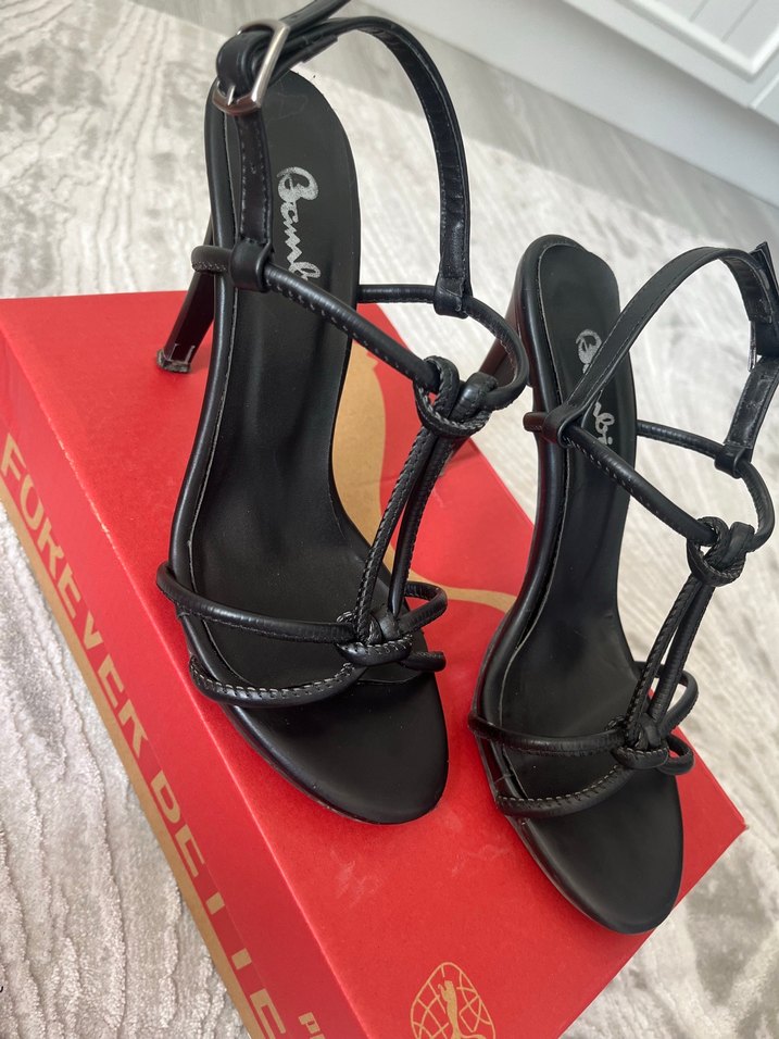 Tokalı Siyah Kadın Topuklu Ayakkabı - Görsel 3