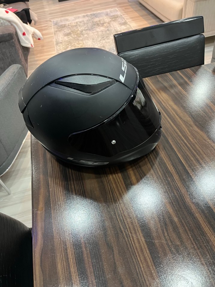LS2 Siyah 
 Motosiklet Kaskı - Görsel 3