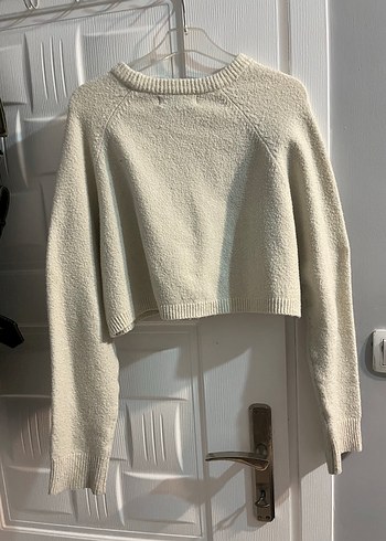 Bershka Nakışlı Beyaz Uzun Kollu Örgü Kadın Kazak
