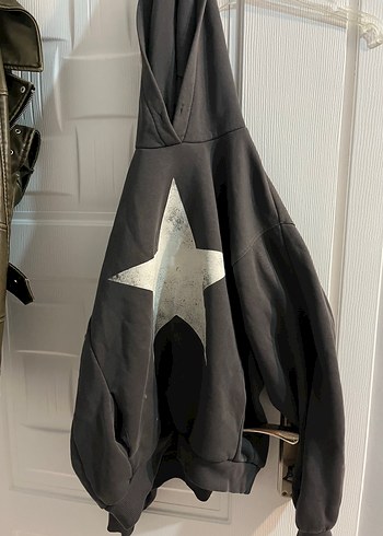 Gri Kapüşonlu Sweatshirt