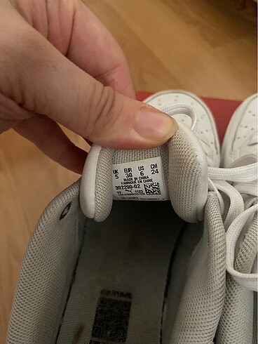 38 Beden beyaz Renk ORJİNAL PUMA SPOR AYAKKABI