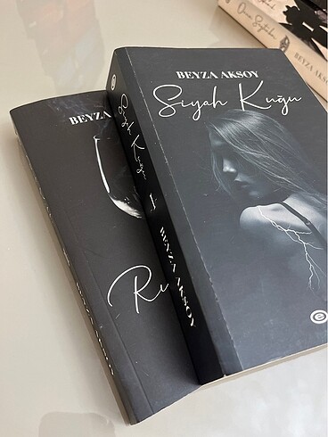  siyah kugu kitap set