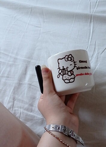 Hello kitty kupa