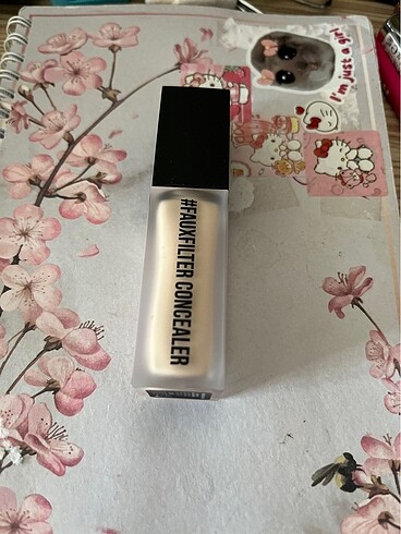 Huda Beauty huda beauty marshmallow kapatıcı