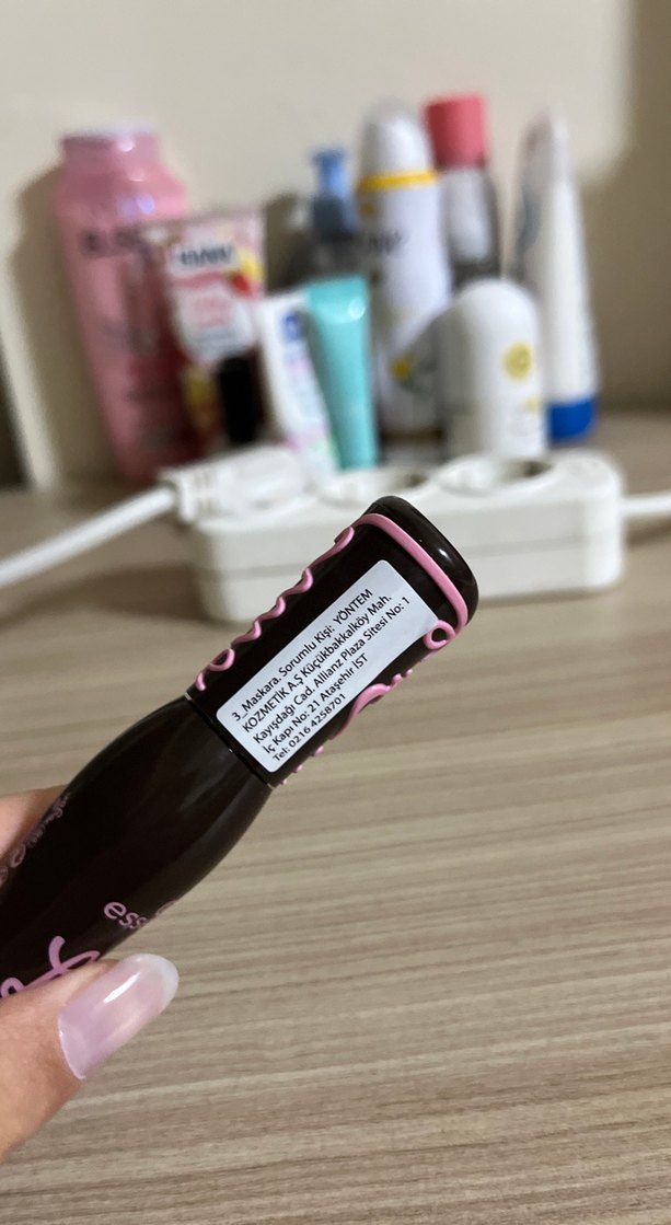 Essence Lash Princess Kahverengi Maskara - Görsel 2