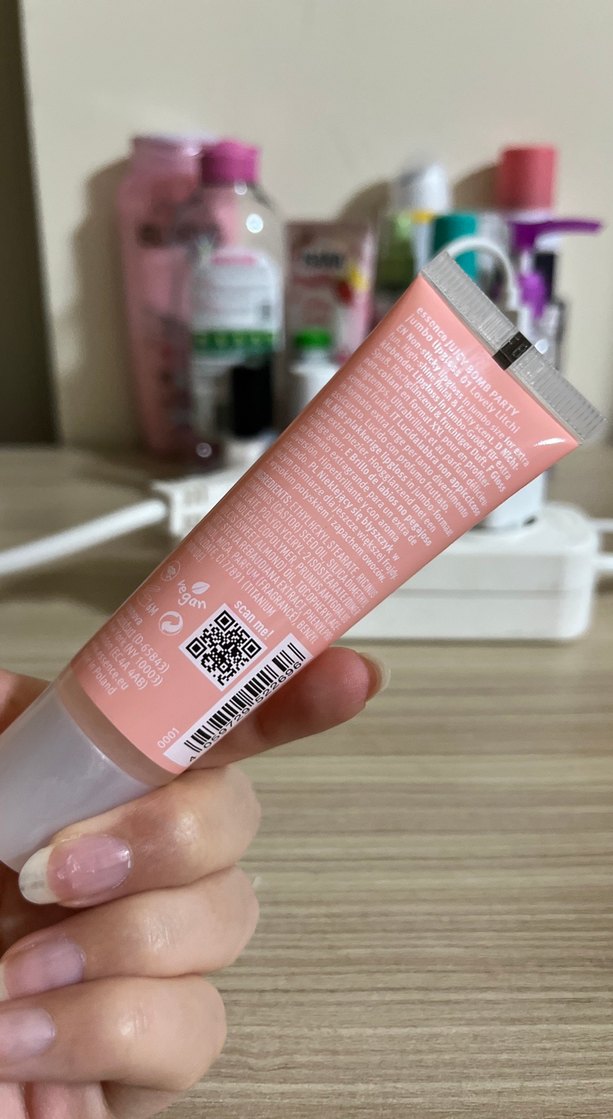 Essence Juicy Bomb jumbo lipgloss - Görsel 2