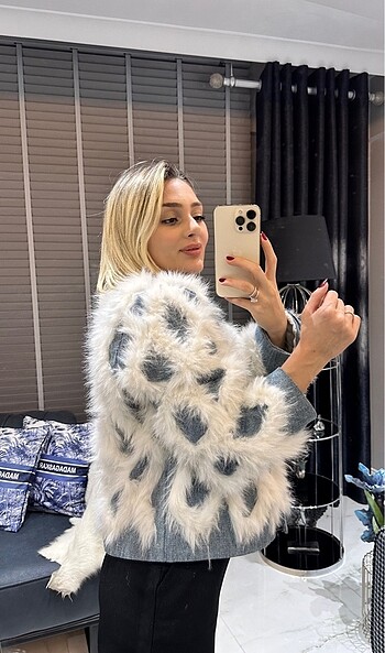 İthal kot detaylı beyaz kürk - Görsel 2