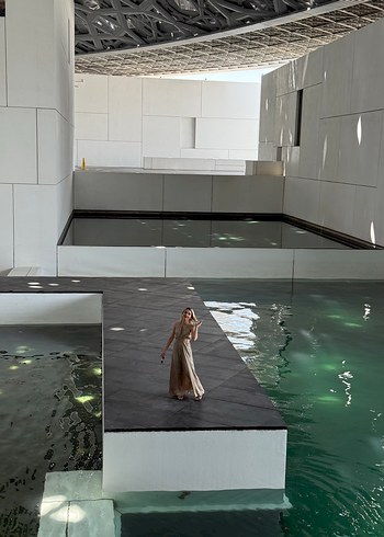 Bej Drapeli Uzun Askılı Elbise bel dekolteli - Görsel 2