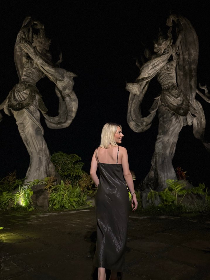 Massimo uzun parlak kumaşlı günlük şık elbise - Görsel 3