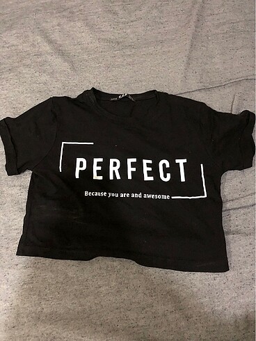 crop t-shirt
