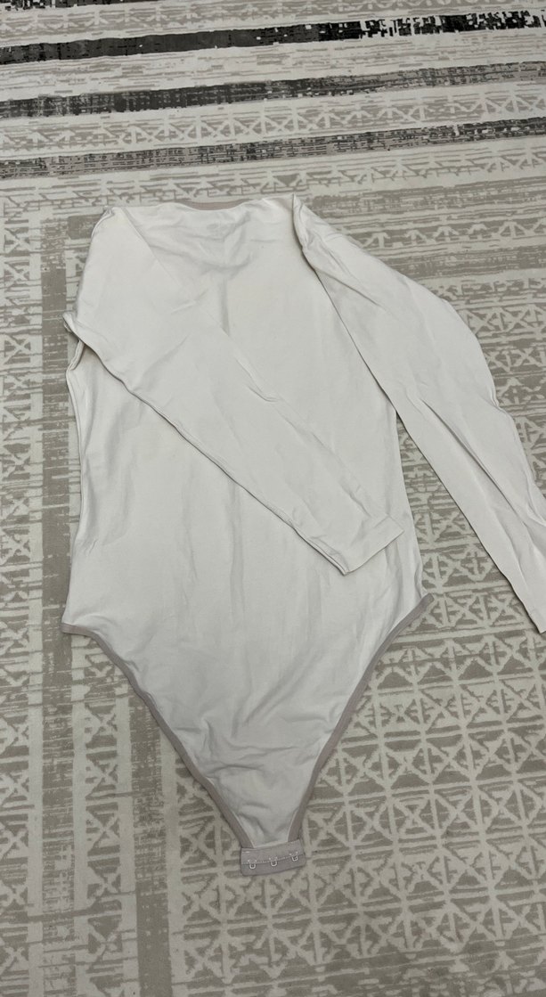 Uzun Kollu Beyaz Zıbın Body - Görsel 2