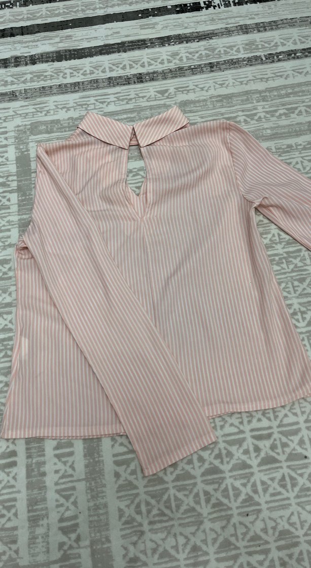 Kadın Pembe Piliseli V Yaka Bluz - Görsel 2