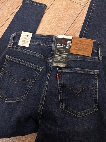 s Beden mavi Renk Levis 721 high rise skinny