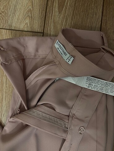 34 Beden Stradivarius klasik straight fit pantolon